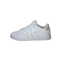Adidas女士经典舒适板鞋环保材料轻便透气运动鞋