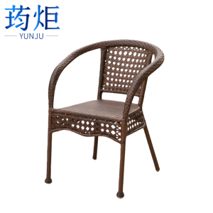 荺炬 藤椅