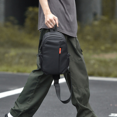 新款百搭挎包潮流男士胸包斜挎包户外骑行运动单肩大容量男士单肩