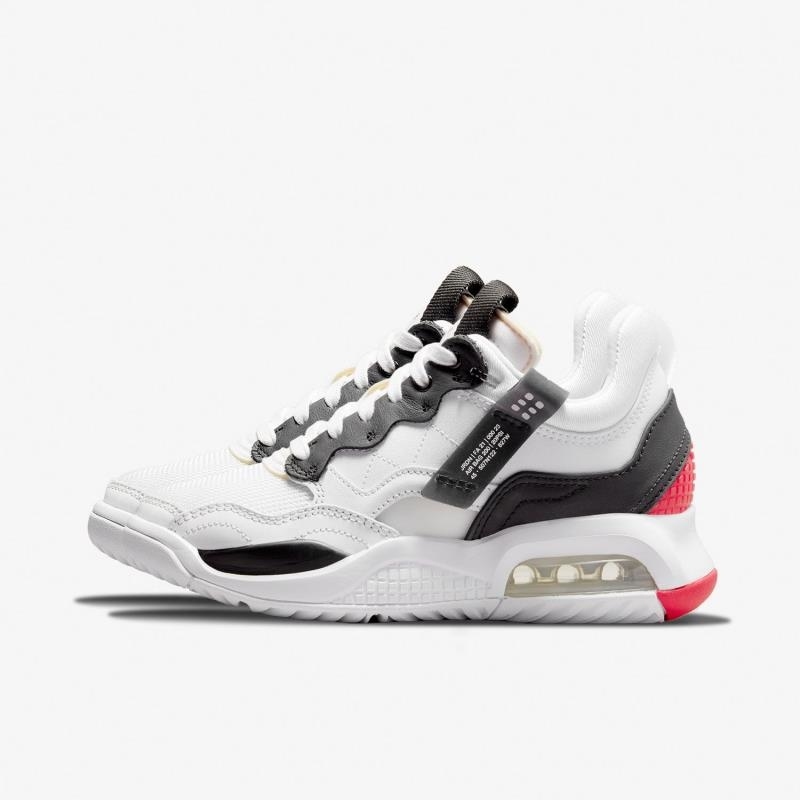 NIKE耐克篮球鞋JORDAN气垫缓震低帮大童运动鞋CW6594-106 C