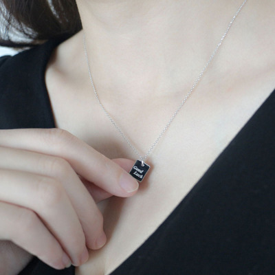 lucky幸运字母方牌项链女韩版极简925纯银小众设计锁骨链简约饰品送女朋友老婆情人节七夕生日礼物