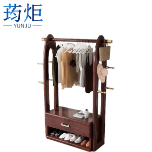 荺炬 衣帽架