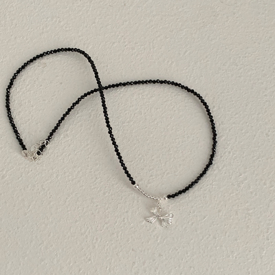 s925纯银黑尖晶蝴蝶结吊坠项链高级感轻奢小众叠戴毛衣链配饰送女朋友老婆情人节七夕生日礼物