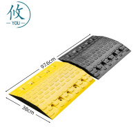 攸 波点减速带 97.6*38cm 个