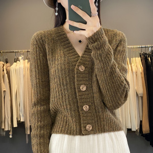 法式小香风羊毛开衫外套女秋季女装短款修身气质毛衣外搭上衣