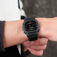 CASIO旗舰店卡西欧手表男小方块电子表G-SHOCK炫夜之城运动时尚休闲蓝牙太阳能电波石英表男表GW-B5600BC