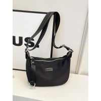 斜挎包包新款牛津防水帆布包简约休闲腋下包大容量便携单肩包