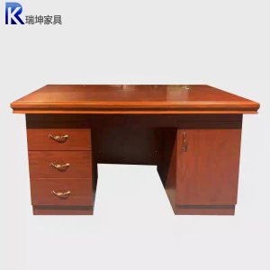 渝瑞坤 办公桌 1400*700*760mm/张