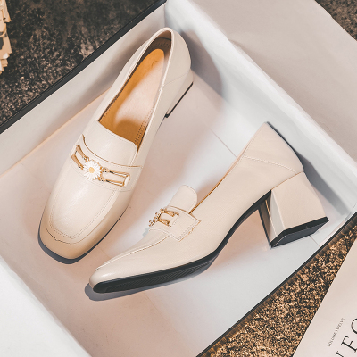 Ideamini粗跟方头单鞋2021新款女鞋春季高跟鞋中跟小皮鞋女英伦乐福鞋软皮