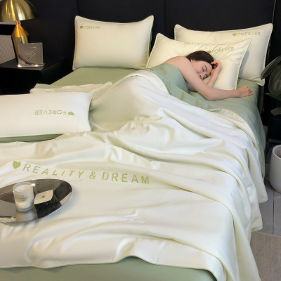 水洗夏凉被四件套夏被空调被夏季冰丝薄被子棉被芯可机洗夏天