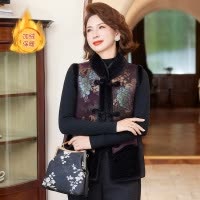 新款中老年女装洋气妈妈马甲外套冬装保暖衣服时尚国风无袖马夹厚