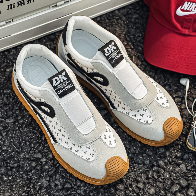 2026新款春季阿甘鞋潮百搭轻便防滑舒适小众复古休闲鞋平底运动鞋