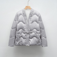 新羽绒服新国标90绒休闲秋冬绸缎简约国风纯色V领宽松外套