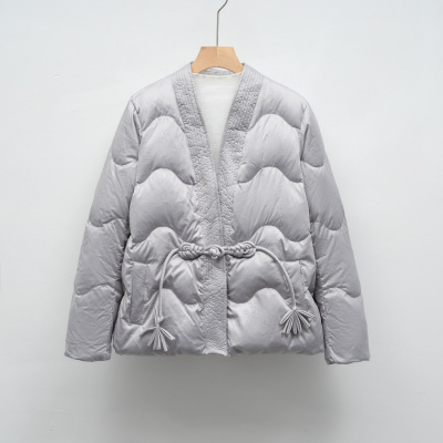 新羽绒服新国标90绒休闲秋冬绸缎简约国风纯色V领宽松外套