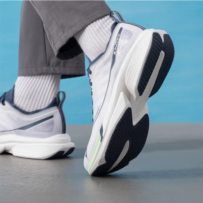 特步男款跑步鞋875219110030-24/双