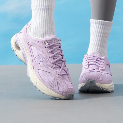安德玛(Under Armour)男鞋女鞋新款运动鞋时尚潮流低帮轻便耐磨透气休闲鞋3027596-500 ZP
