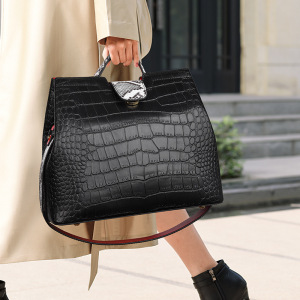 新款时尚外贸女包质感鳄鱼纹女士手提包大容量中年妈妈包