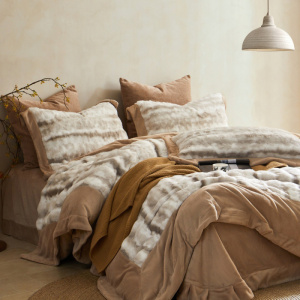 高克重柔软兔毛绒四件套秋冬牛奶绒床品撸毛感无静电保暖被套