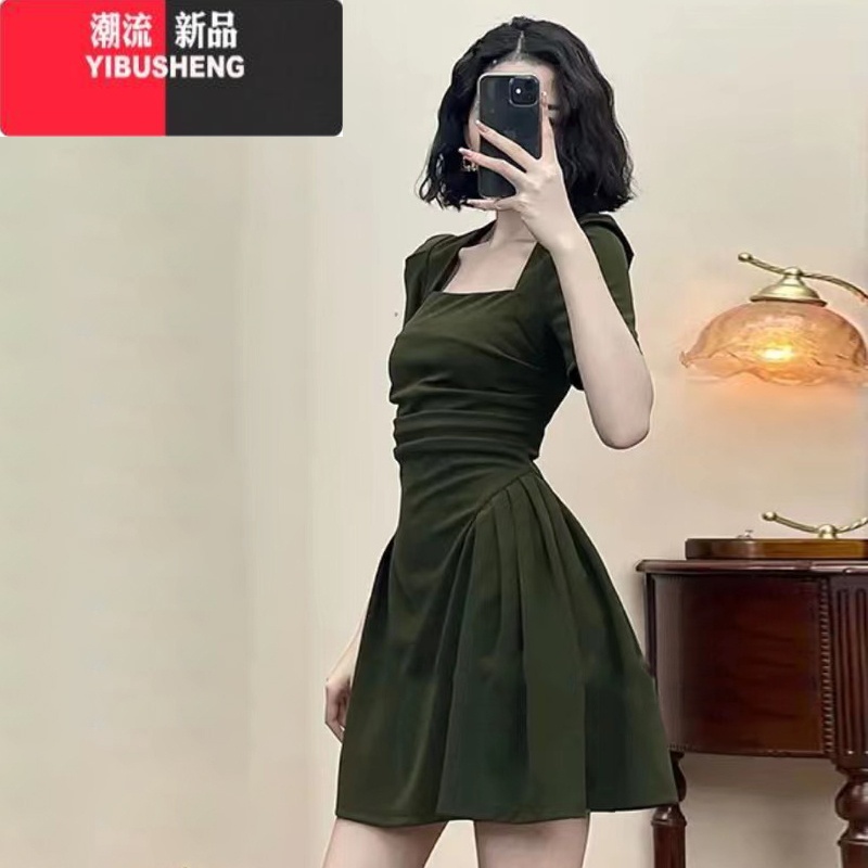 YIBUSHENG法式桔梗茶里茶气别致连衣裙子装小个子方领性感收腰显瘦小黑裙