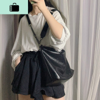 单肩包大容量包包女2020新款潮酷斜挎包百搭链条包学生时尚水桶包NEW LAKE女士单肩包