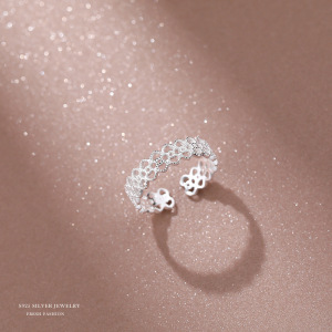 云小舒S925银戒指韩版蕾丝指环森系文艺镂空花纹食指戒潮饰品代发送女朋友老婆情人节七夕生日礼物 银色