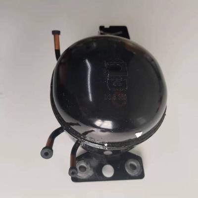 帮客材配 全新原装 P0970120271双鹿极物JME2228LP冰箱压缩机 收前务必验货 1111Y