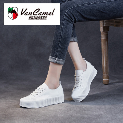 西域骆驼轻奢名品-品牌真皮低帮小白鞋女2021夏季新款头层牛皮厚底增高白色薄款饼干板鞋松糕底