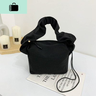 韩国新款女包isn 简约褶皱手提包腋下手腕布包小众抽绳暗黑单肩包NEW LAKE女士单肩包