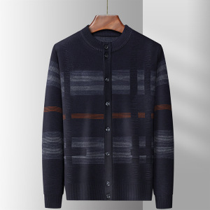 秋冬新款男士针织开衫毛衣 加厚保暖单排扣针织中山装外套爸爸装