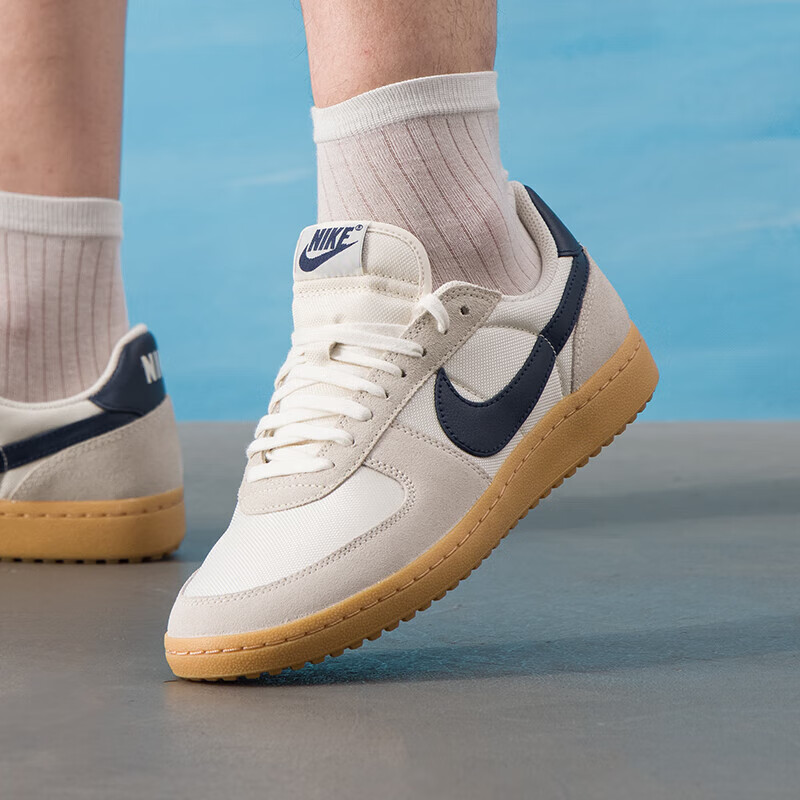 耐克(NIKE)男鞋 新款运动鞋复古潮流时尚低帮轻便透气休闲鞋板鞋HF3165-102 ZP