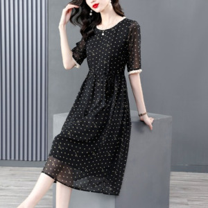 洋气波点雪纺连衣裙女夏中年妈妈大码宽松遮肚子显瘦减龄气质