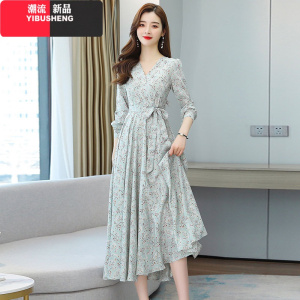 YIBUSHENG气质女范碎花雪纺连衣裙2021新款春收腰显瘦大摆长裙女装