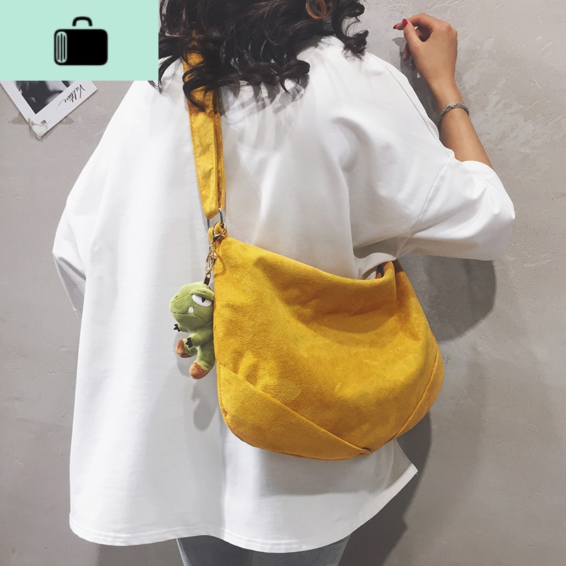 毛绒大包包女包新款2020纯色简约大容量饺子包休闲百搭单肩斜挎包NEW LAKE女斜挎包
