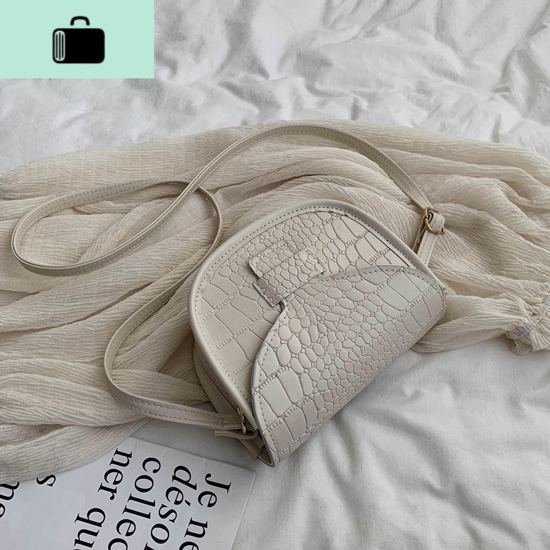 包包2020新款潮夏天百搭马鞍包森系斜挎小包少女ins洋气单肩女包NEW LAKE女斜挎包