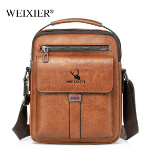 男士包包高级感复古斜挎包休闲户外大容量防水单肩包男款背包