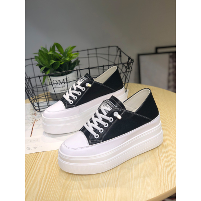 七色王国内增高8CM小白鞋子女2020春秋新款网红百搭松糕厚底休闲皮单鞋休闲鞋