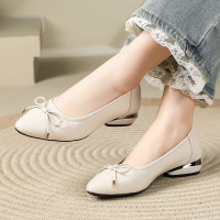 头层牛皮豆豆鞋通勤单鞋女26春秋软底舒适复古女鞋四季浅口妈妈鞋