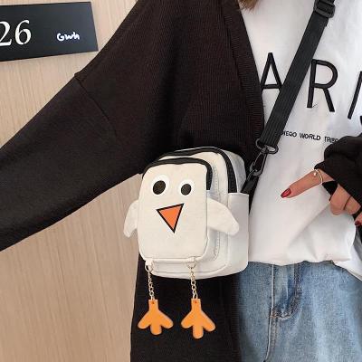 派尼美特ins帆布小包包女包2020新款潮卡通网红小布包可爱搞怪单肩斜挎包