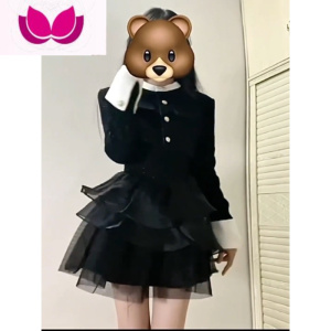 七斓宫廷风复古高级感甜酷法式千金小香风套装蓬蓬裙女公主裙套春