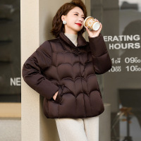 新款中老年女装妈妈羽绒服440-60岁保暖白鸭绒中年装短款外套冬装