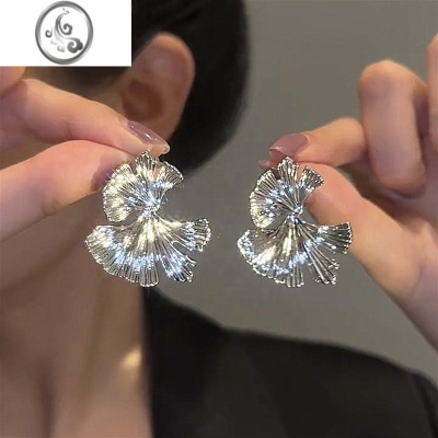 JiMi夸张设计感银杏叶高级感个性耳环2023新款潮气质小众金属耳钉饰品