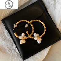 JiMi欧美ins花朵淡水珍珠耳环女小众设计感高级气质独特耳圈耳饰