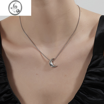 JiMi弯月亮项链女小众ins极简气质时尚个性通勤高级感锁骨毛衣链