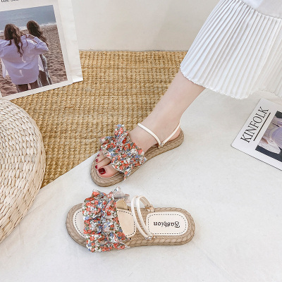 伊努特凉鞋女仙女风ins潮2021新款夏季时尚百搭花朵学生女士平底罗马鞋