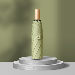 旭晴三折手开黑胶防晒清新小木柄晴雨伞