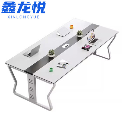 鑫龙悦会议桌2.8米张