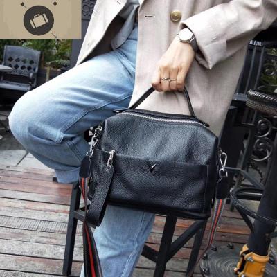 头层牛皮机车包2019年春夏新款真皮单肩斜挎女包大容量手提包软皮艾狄伊娃手提包