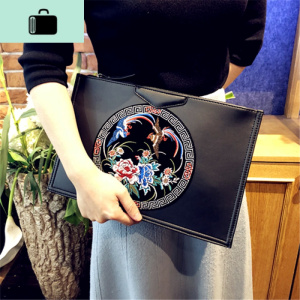 手拿包女韩版2020新个性时尚手挽包刺绣大容量手包潮女单肩斜跨包NEW LAKE 黑色女斜挎包 黑色