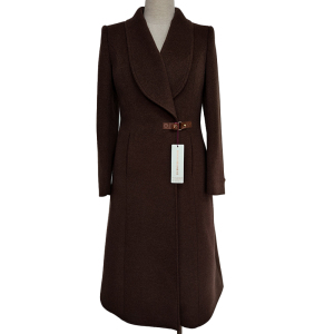 泛为 女大衣 定制 件