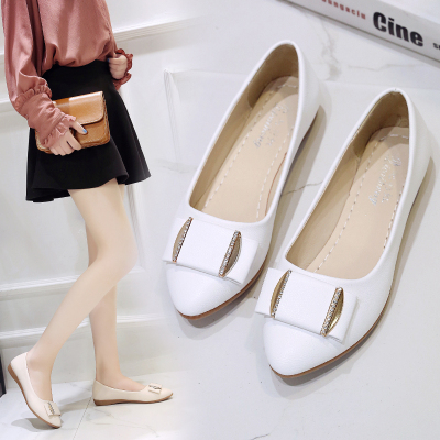 迈凯恩品牌尖头单鞋子女2020春季新款网红平底百搭浅口温柔仙女晚晚豆豆鞋女